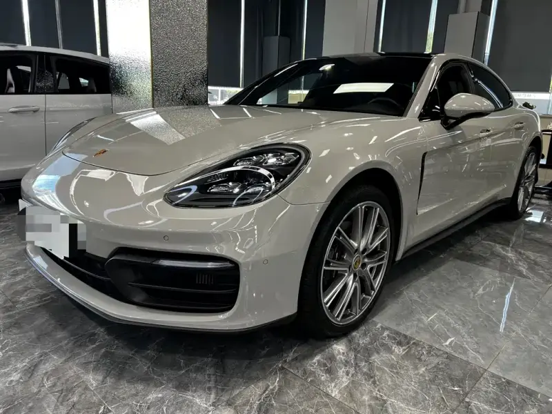 Porsche Panamera, 2021
