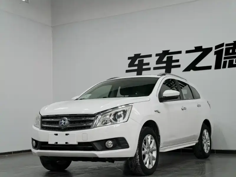 Venucia T70, 2015