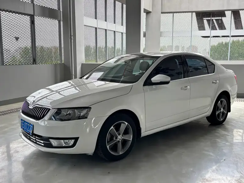 Skoda Octavia, 2016 — фото 1