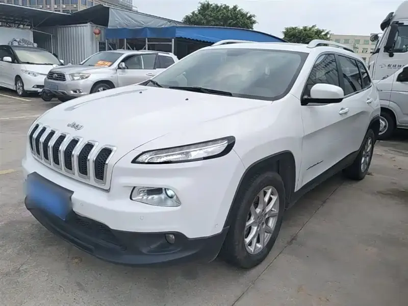 Jeep Cherokee, 2016