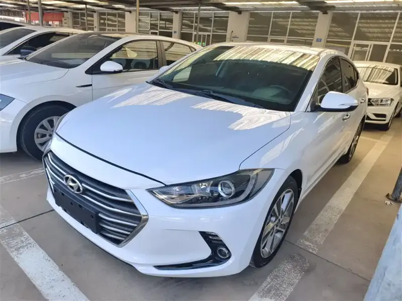 Hyundai Elantra, 2017