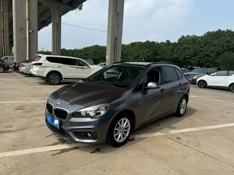 BMW 2 Series Active Tourer, 2017 — фото 1