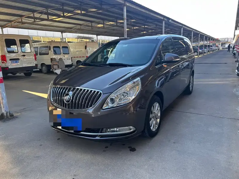 Buick GL8, 2015