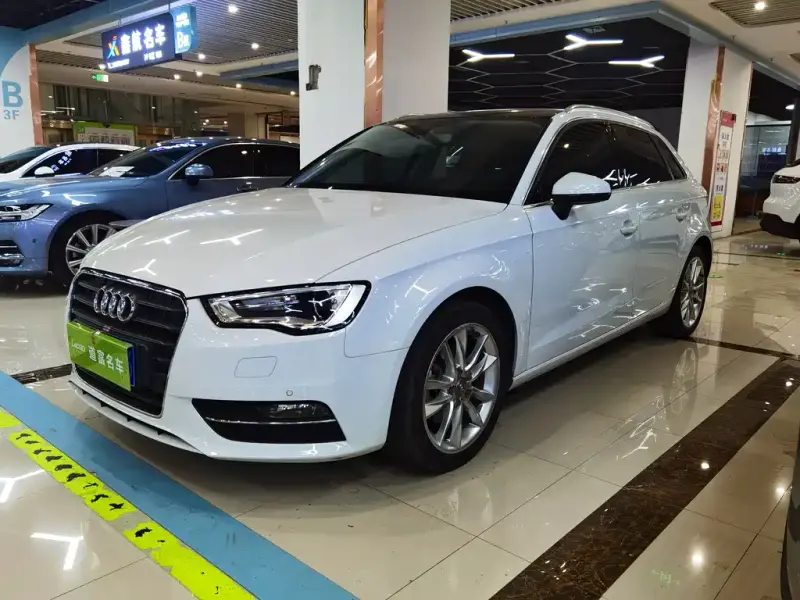 Audi A3, 2018 — фото 1