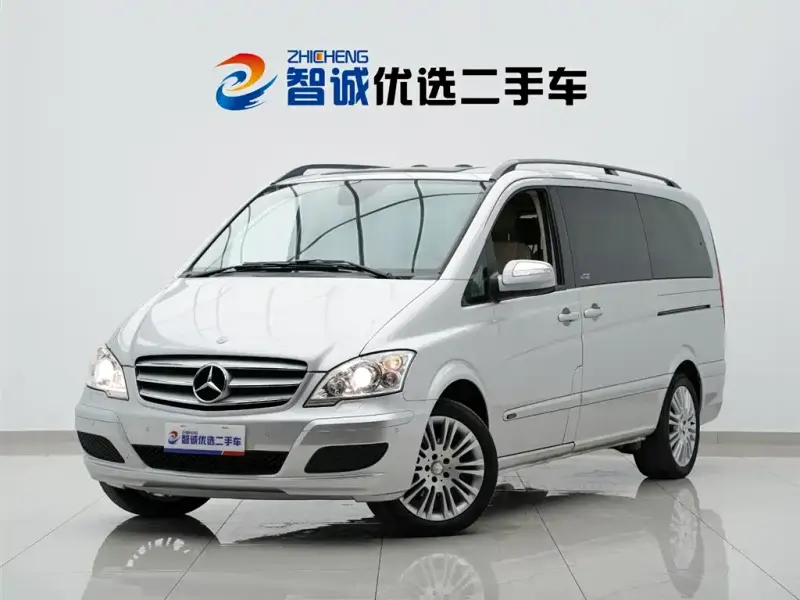 Mercedes-Benz Viano, 2012