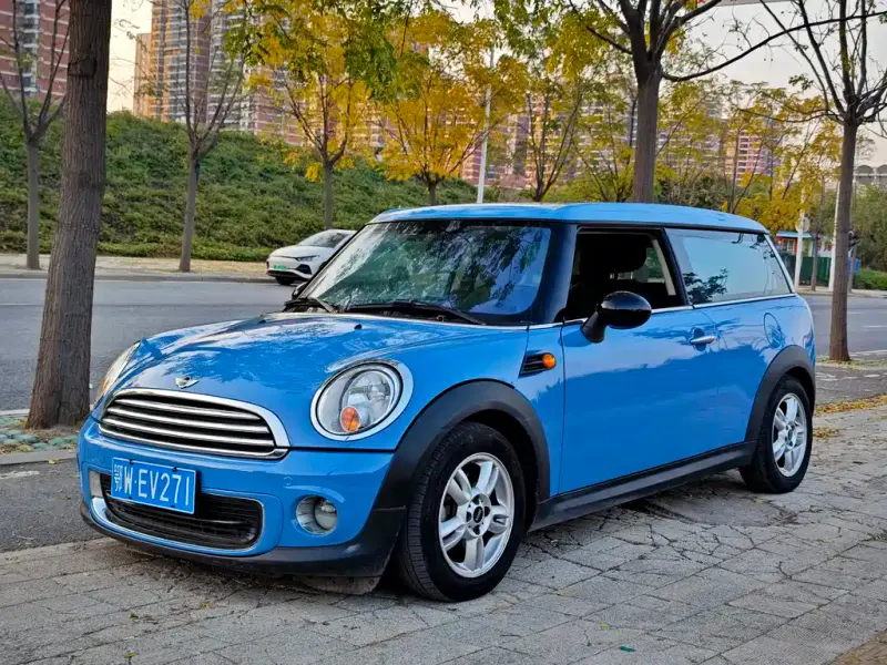 MINI Clubman, 2013