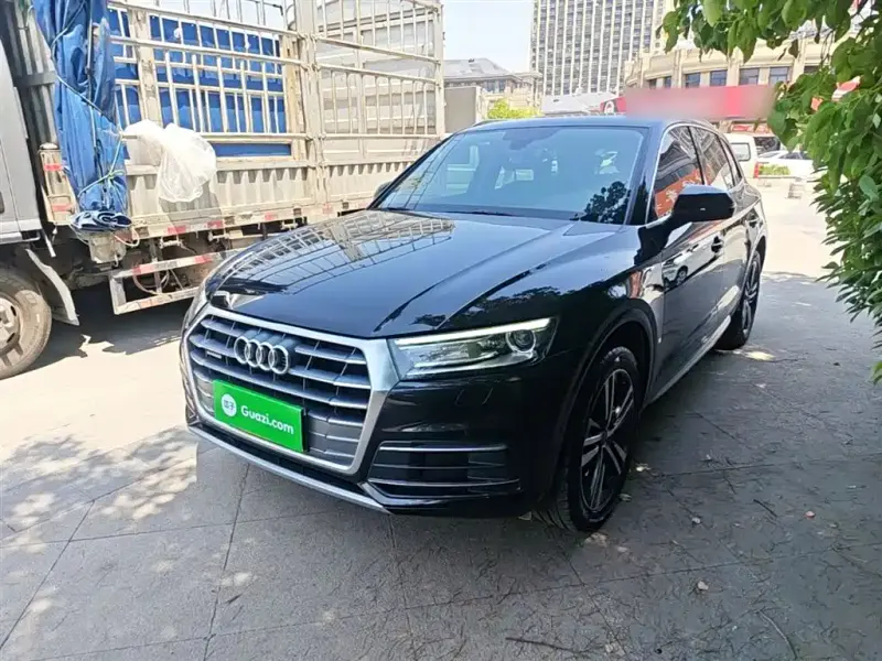 Audi Q5L, 2020