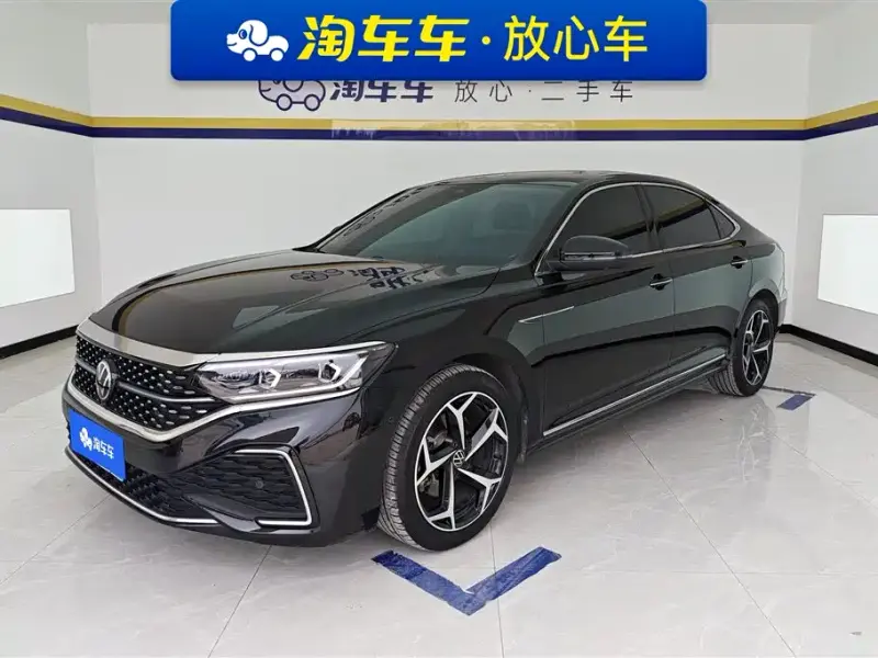 Volkswagen Passat, 2023