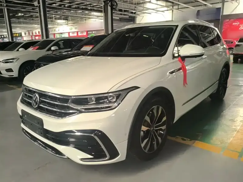 Volkswagen Tiguan L, 2023