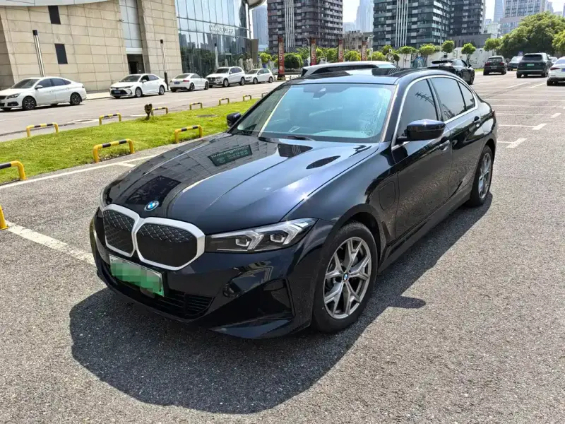 BMW i3, 2025