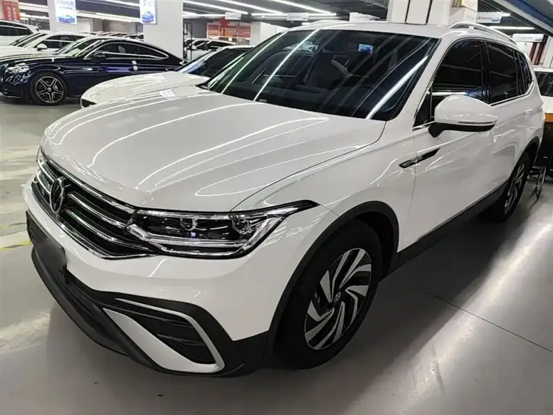 Volkswagen Tiguan L, 2024