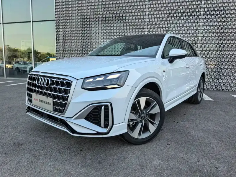 Audi Q2L, 2026 — фото 1