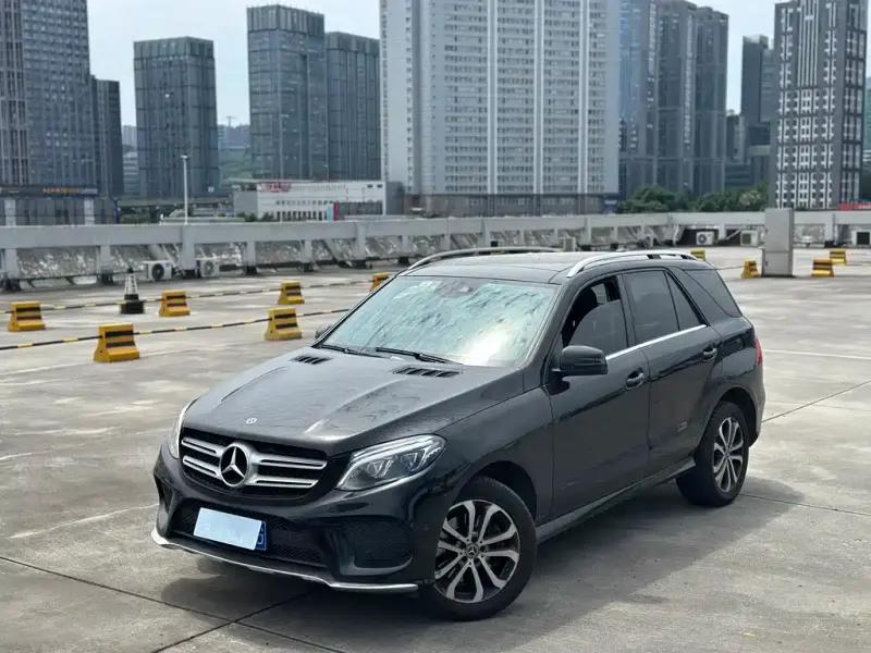 Mercedes-Benz GLE( ), 2017