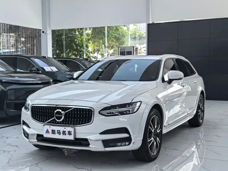 Volvo V90, 2020