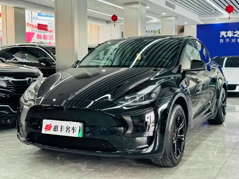 Tesla Model Y, 2023