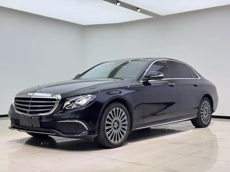 Mercedes-Benz E-Class, 2020 — фото 1