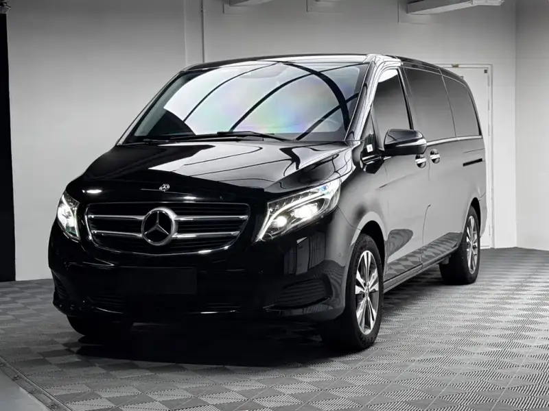 Mercedes-Benz V-Class, 2020 — фото 1