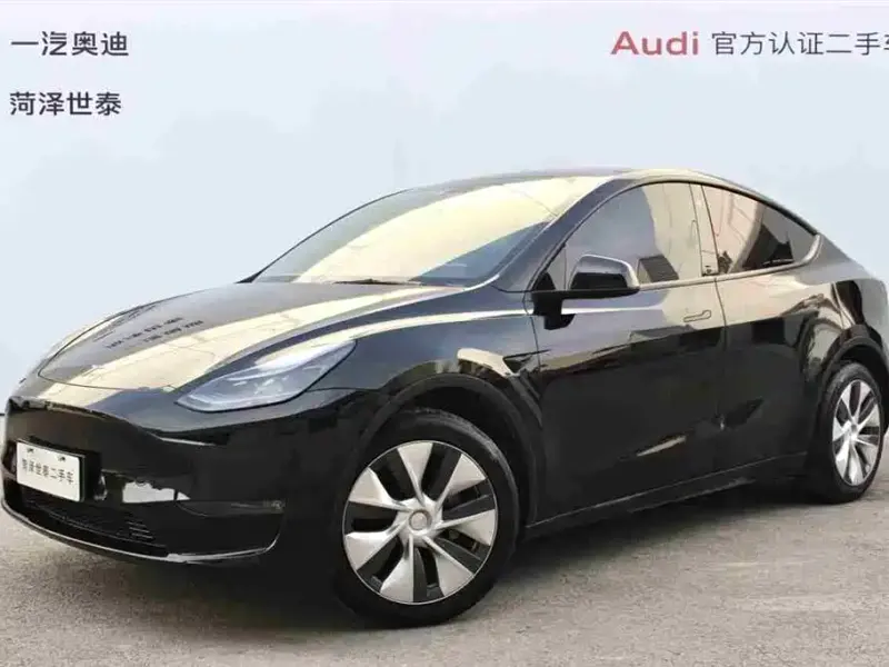 Tesla Model Y, 2023