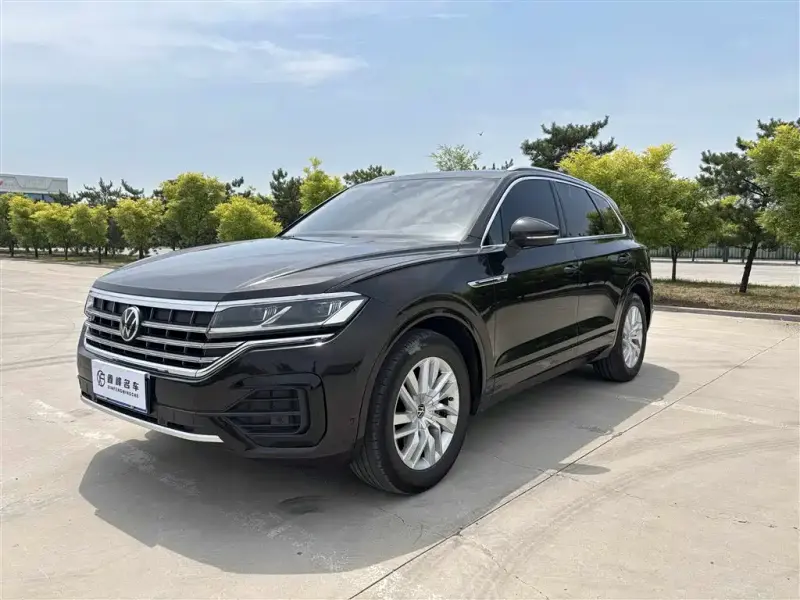 Volkswagen Touareg, 2021 — фото 1