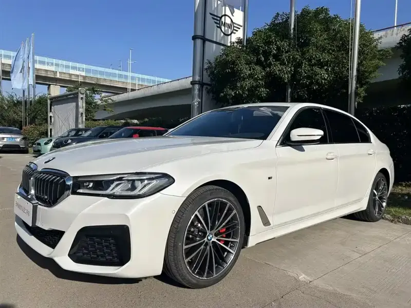 BMW 5 Series, 2021
