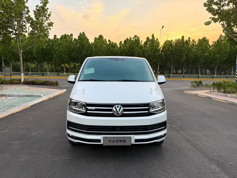 Volkswagen Multivan, 2019 — фото 1
