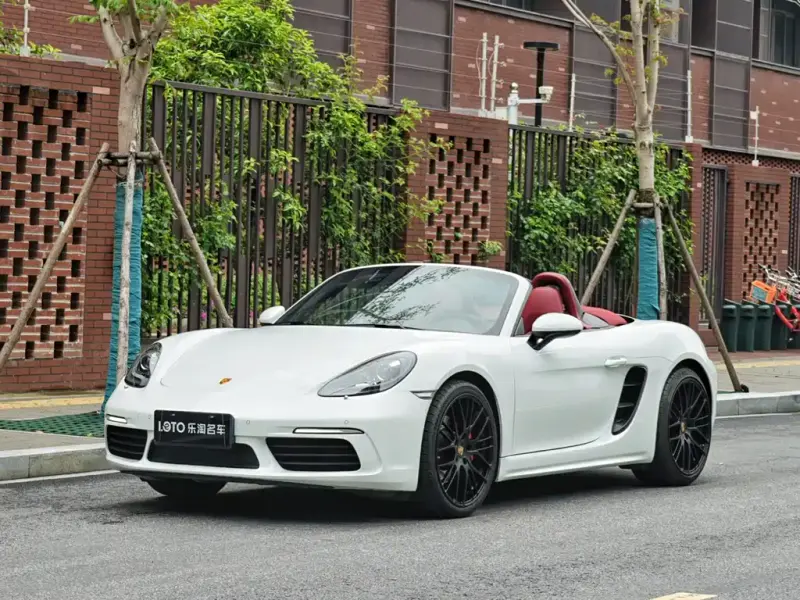 Porsche 718, 2024
