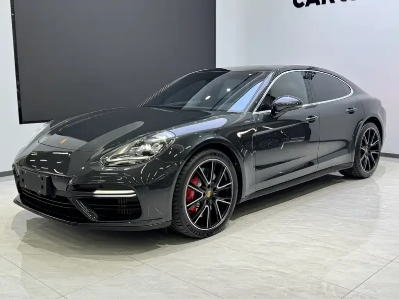 Porsche Panamera, 2019