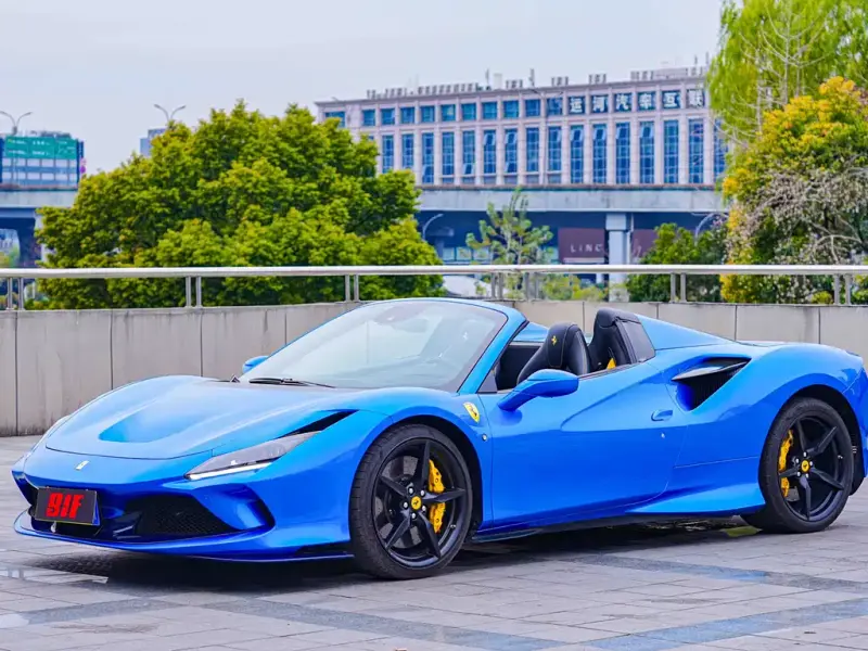 Ferrari F8, 2021 — фото 1