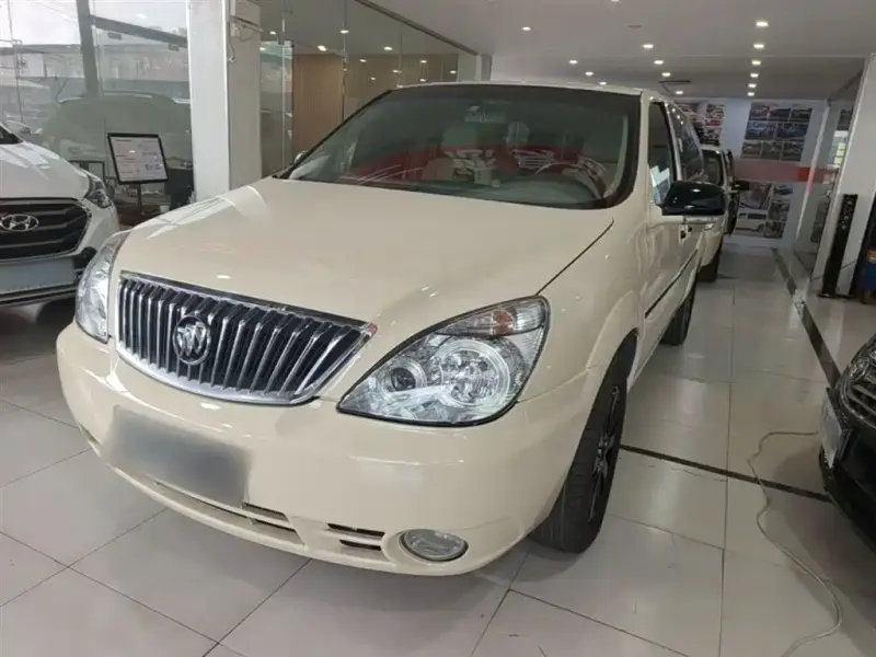 Buick GL8, 2014