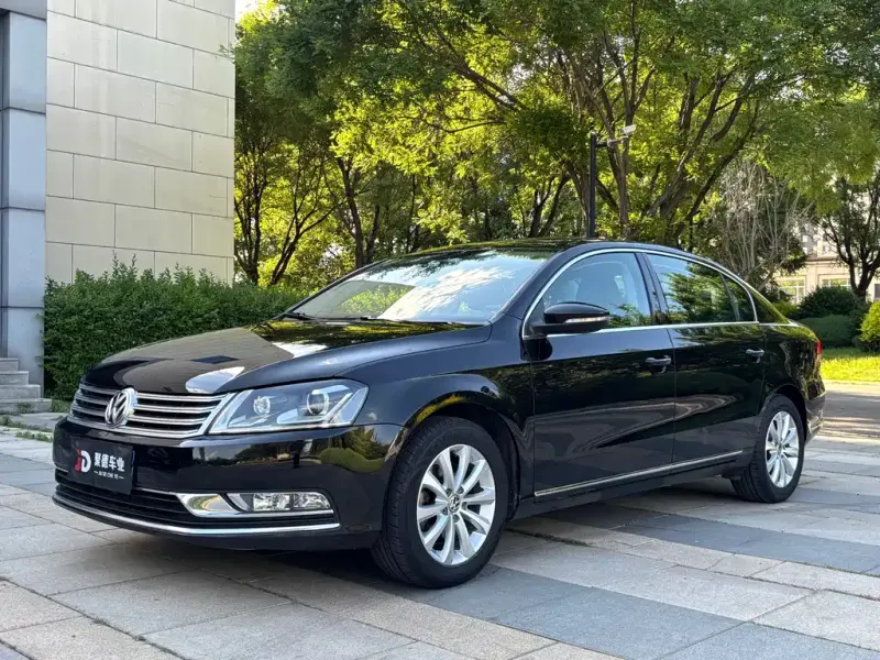 Volkswagen Magotan, 2015