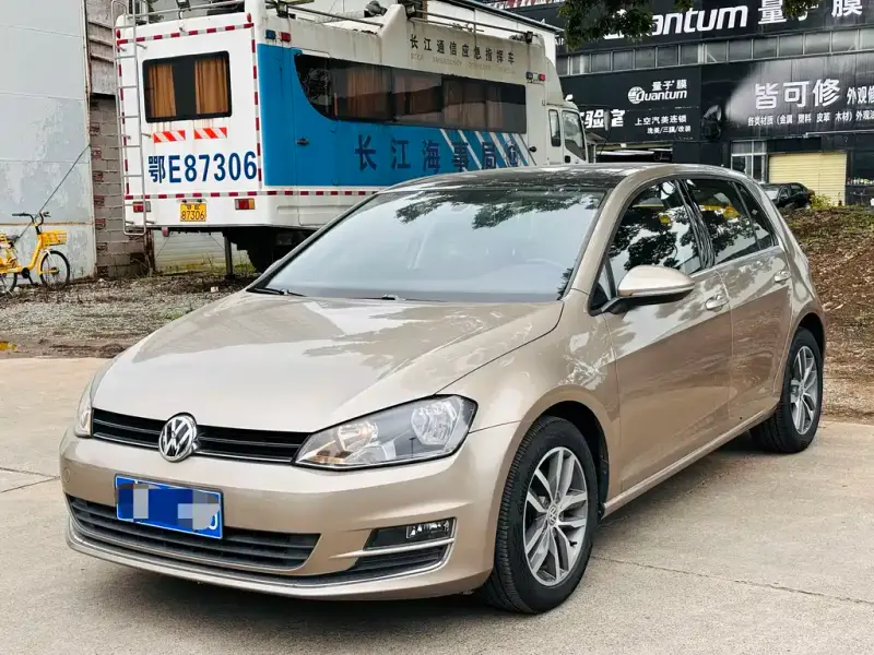 Volkswagen Golf, 2016