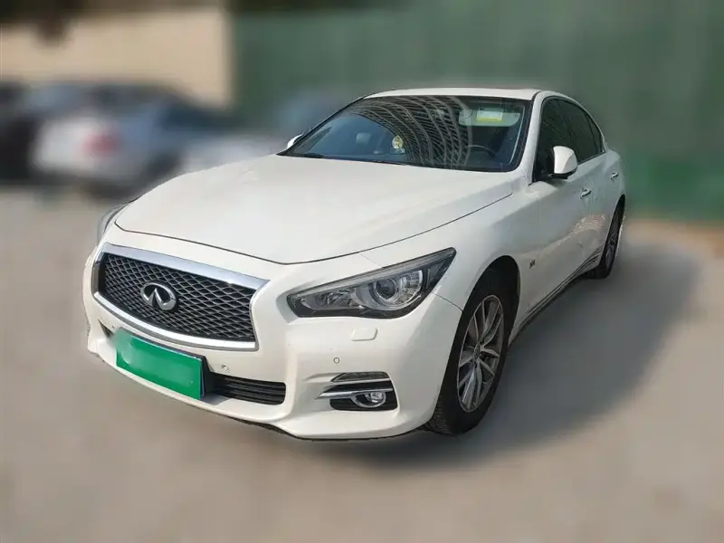 Infiniti Q50L, 2016