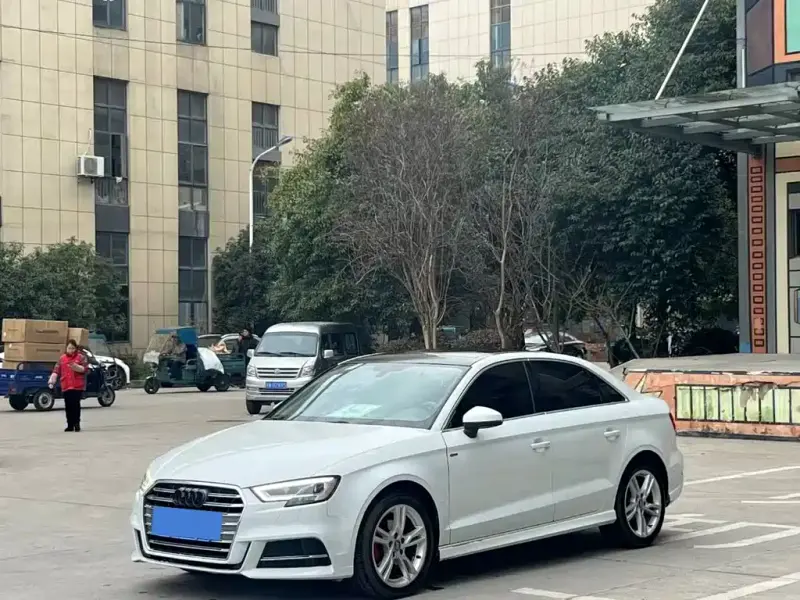 Audi A3, 2021 — фото 1