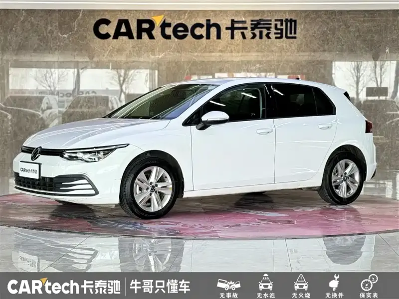 Volkswagen Golf, 2023