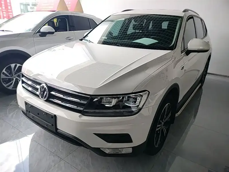 Volkswagen Tiguan L, 2020