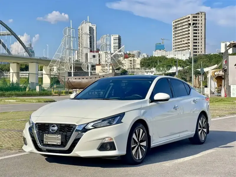 Nissan Teana, 2022