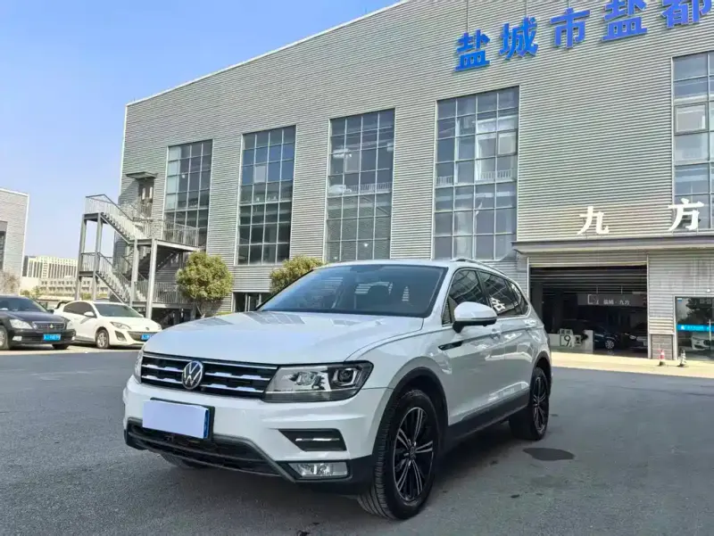 Volkswagen Tiguan L, 2021