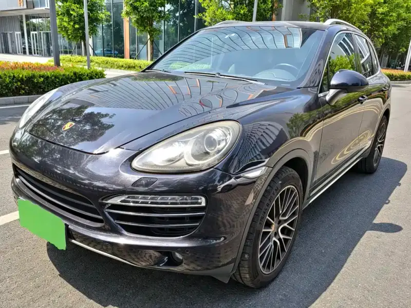 Porsche Cayenne, 2013