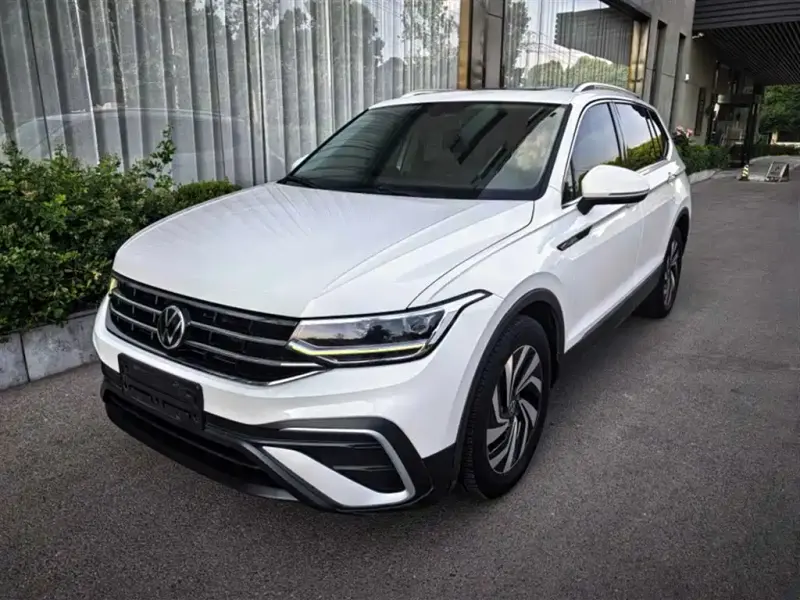 Volkswagen Tiguan L, 2022