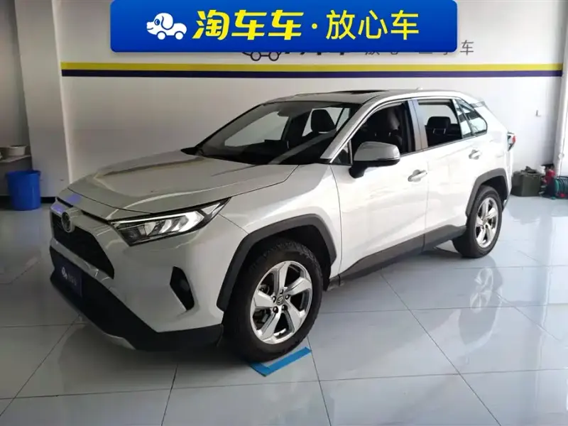 Toyota RAV4, 2021