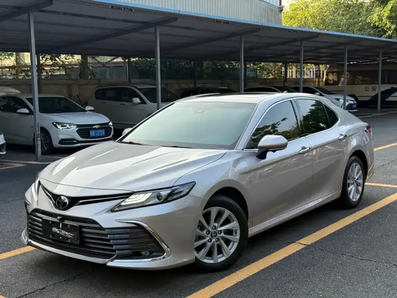 Toyota Camry, 2023
