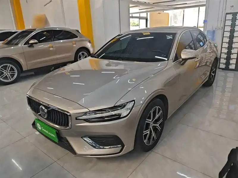 Volvo S60, 2024