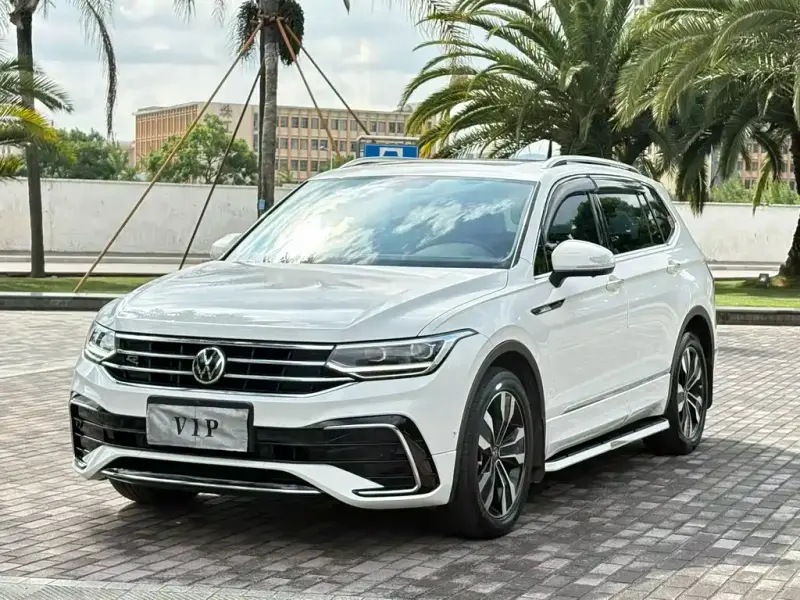Volkswagen Tiguan L, 2022