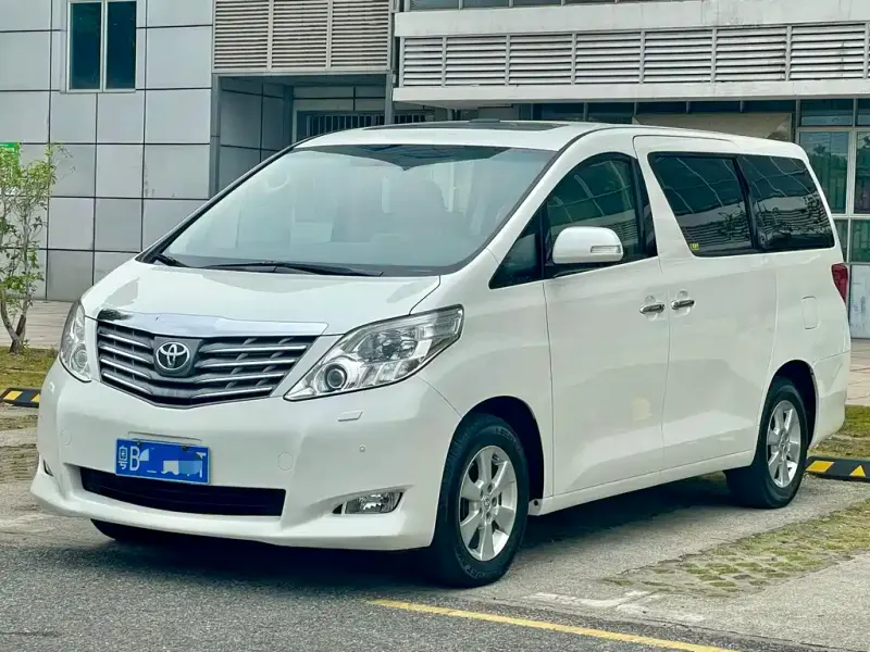 Toyota Alphard, 2011