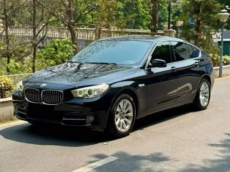BMW 5 Series GT, 2014 — фото 1