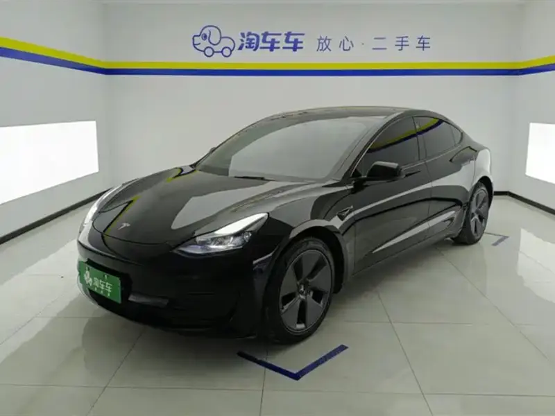 Tesla Model 3, 2022