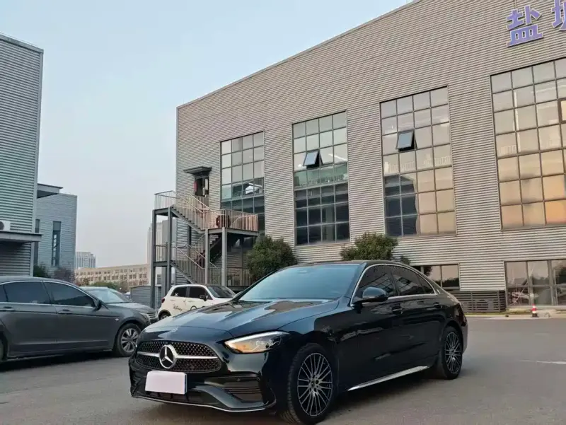 Mercedes-Benz C-Class, 2023
