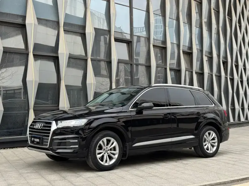 Audi Q7, 2018 — фото 1