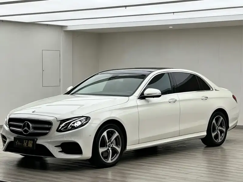 Mercedes-Benz E-Class, 2019 — фото 1