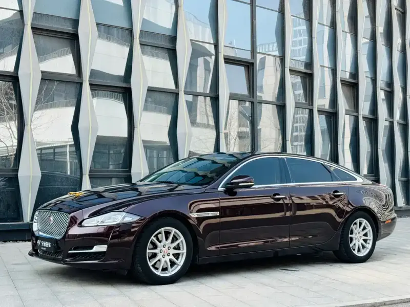 Jaguar XJ, 2018